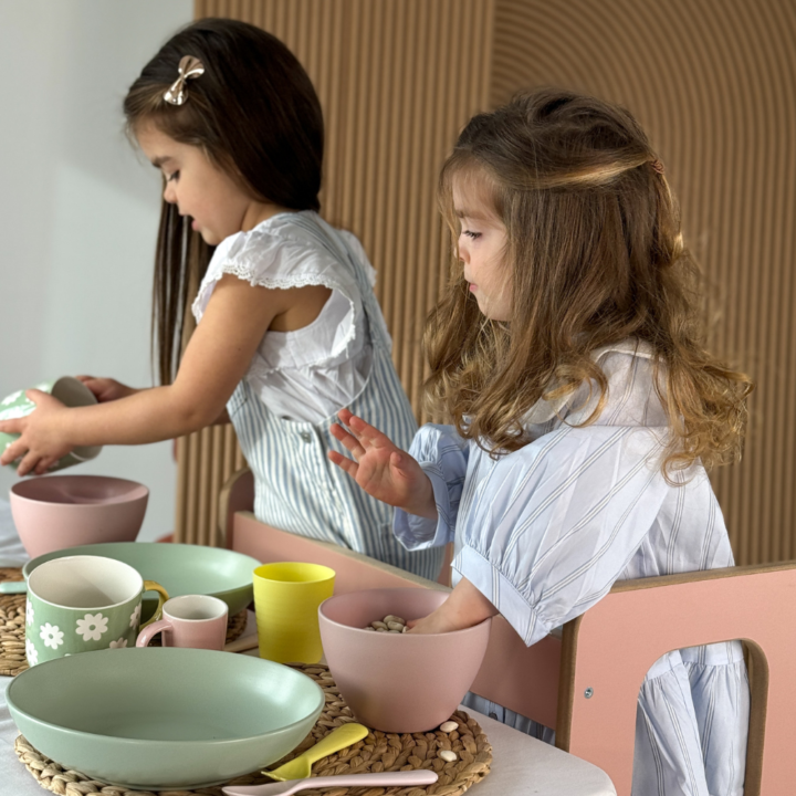 Montessori dvigubas bokštelis Liepa - rausvas