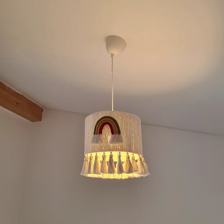 Pakabinamas šviestuvas „Boho Vaivorykštė“
