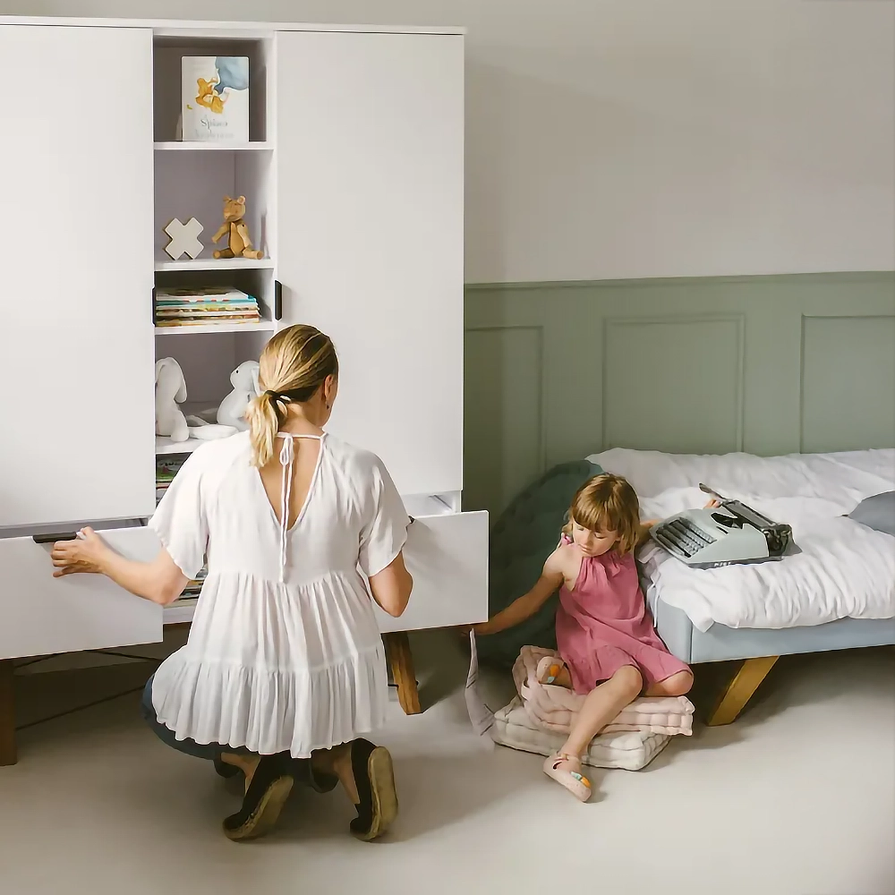 Vaikiška spinta SAULĖ white spalva