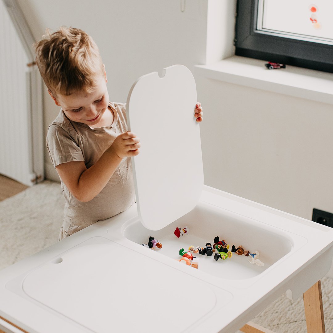 Vaikiškas Montessori Stalas su Dėžutėm