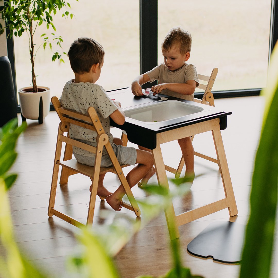 Vaikiškas Montessori Stalas su Dėžutėm