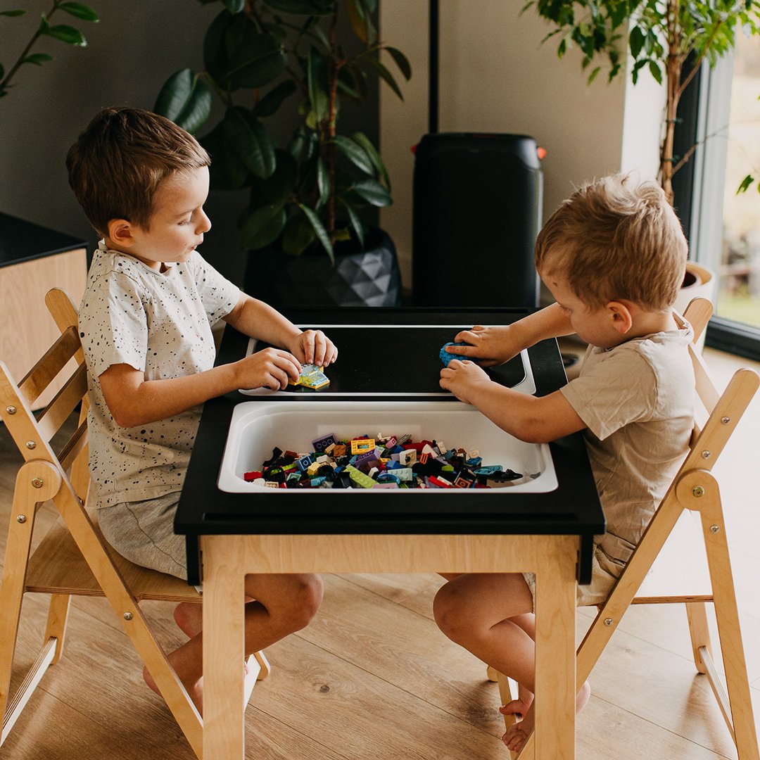 Vaikiškas Montessori Stalas su Dėžutėm