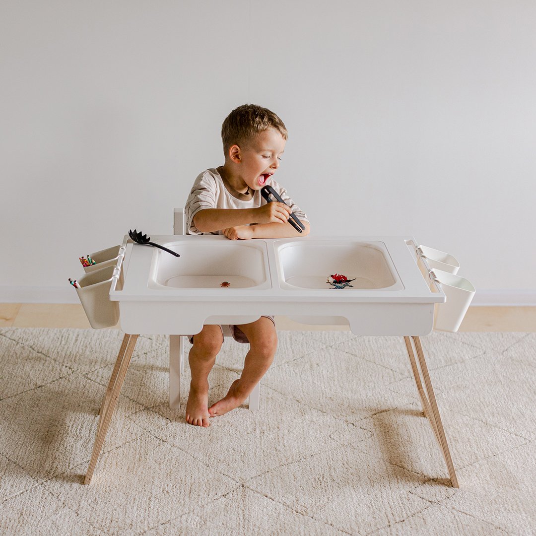 Vaikiškas Montessori Stalas su Dėžutėm