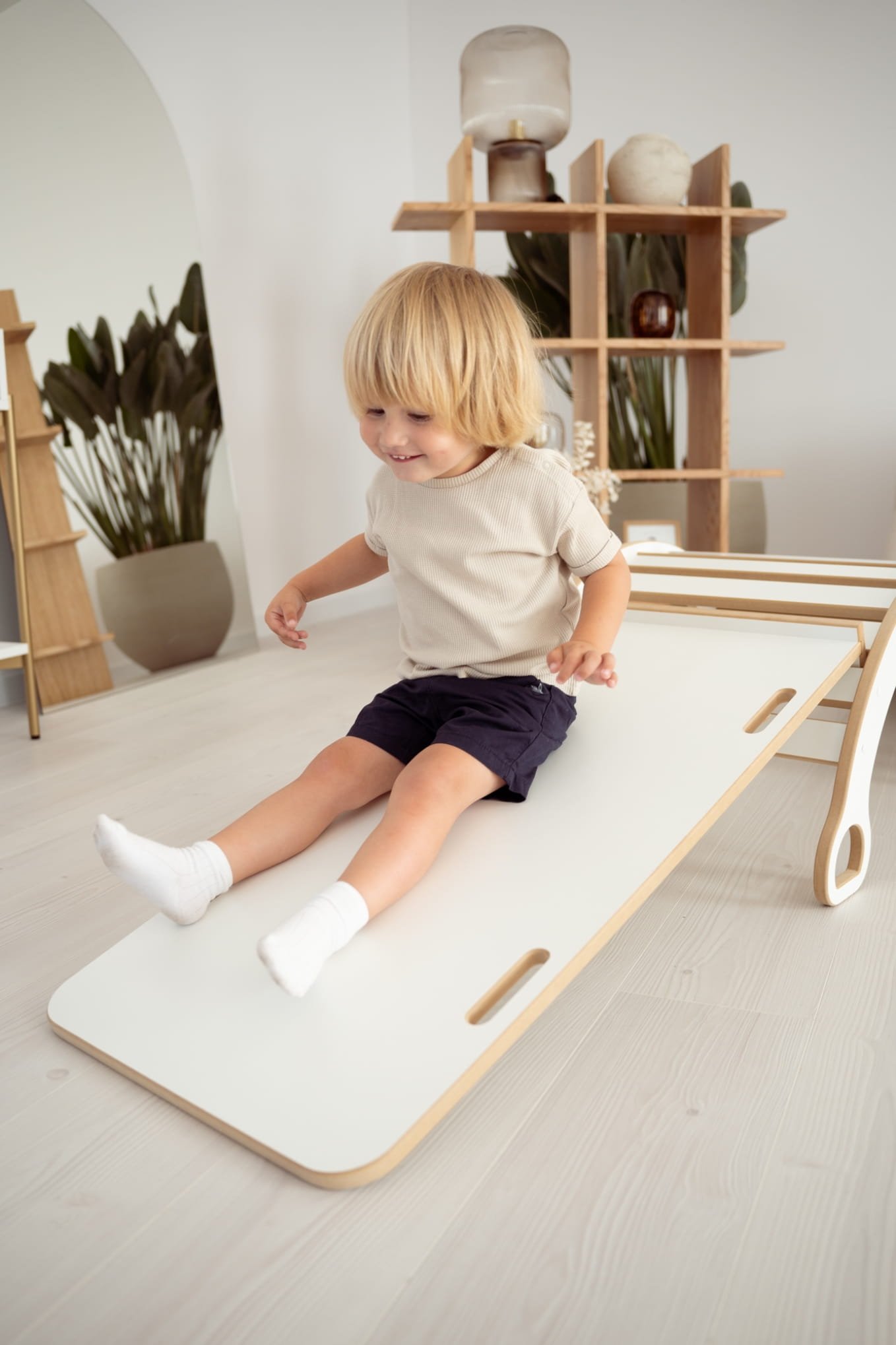 Mažas Montessori rokeris + Priedas DEBESĖLIAI