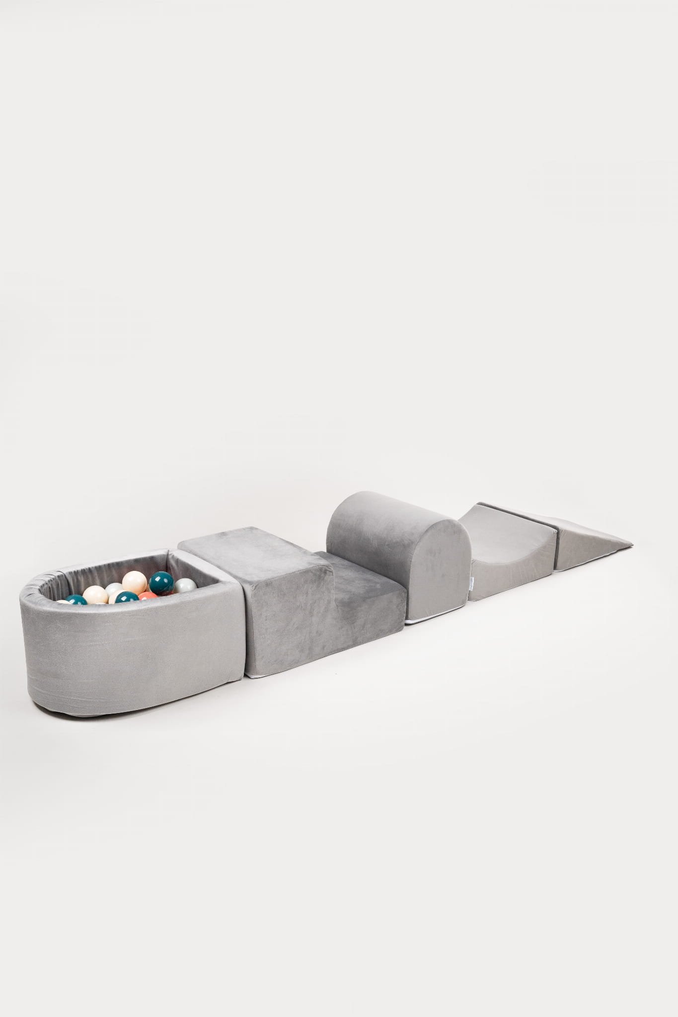 Putplasčio Žaidimo Rinkinys + Mažas baseinas - pilkas + 80 kamuoliukų JŪRA