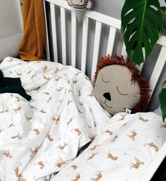 LEOPARDAS Patalynė su užpildu (100x135 antklodė)