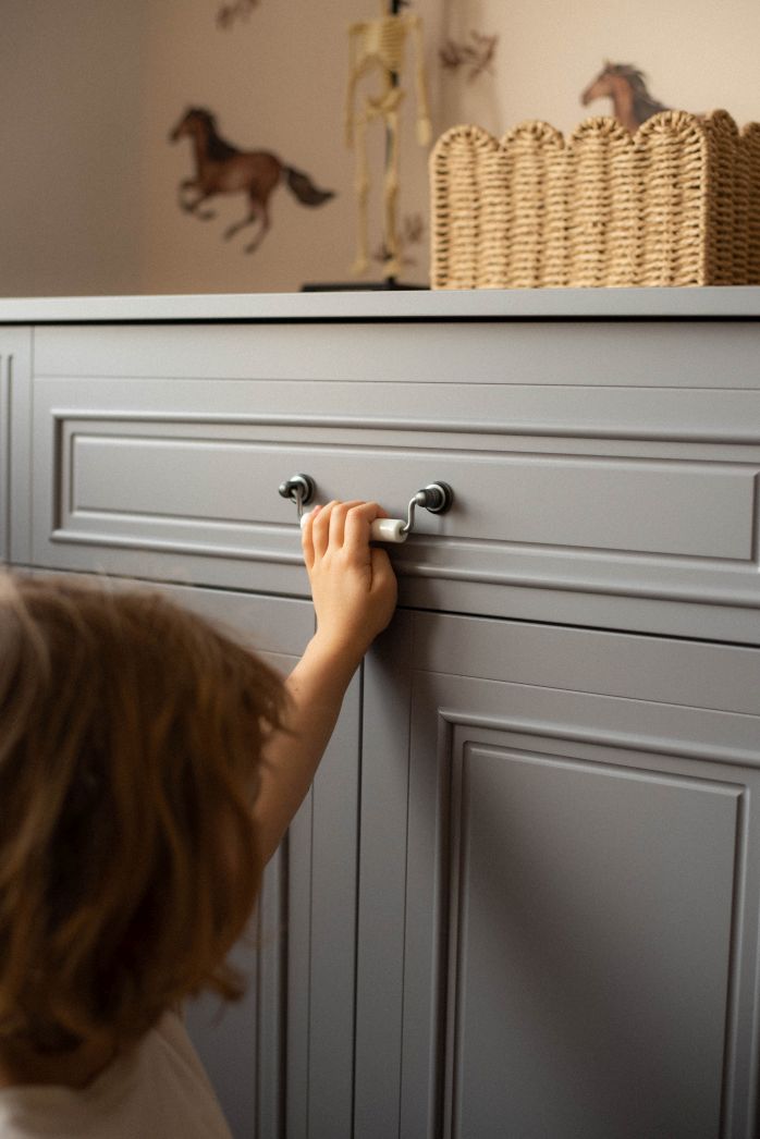 IDĖ Neutrali Pilka 2 Durų Spintelė