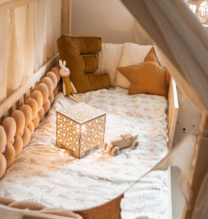 Vaikų Patalynės komplektas DINOZAURAI medvilnė 100x135 cm