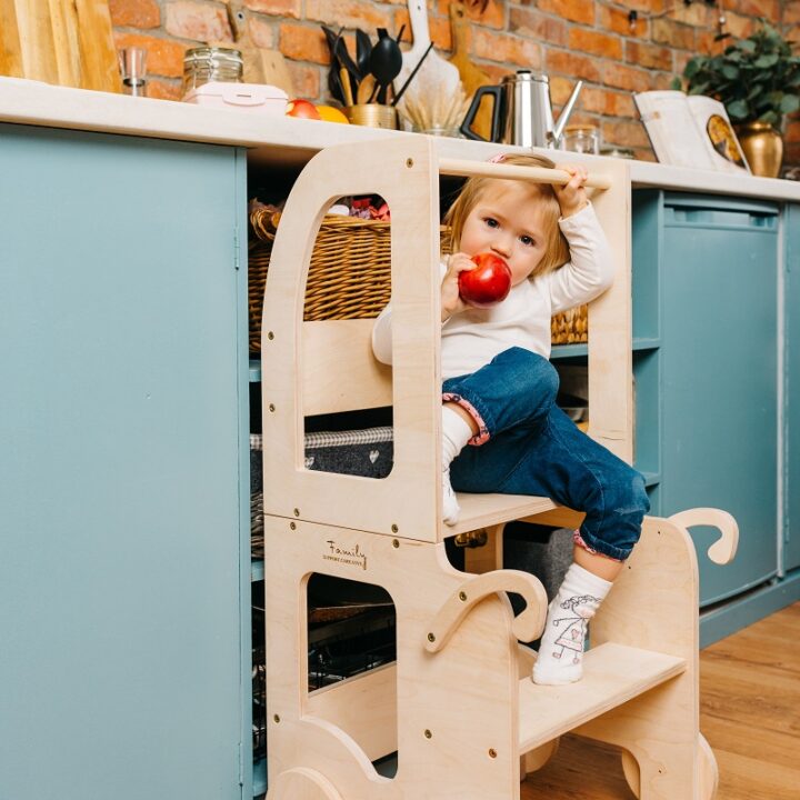 Montessori Virtuvės Bokštelis / Staliukas TROLEIBUSAS