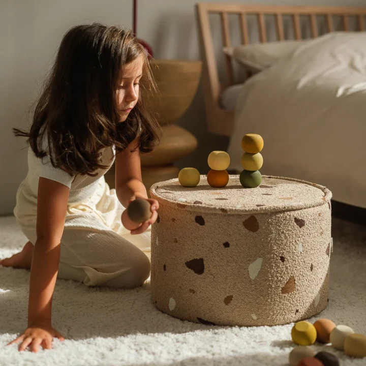 Vaikiškas Terrazzo Rašto Smėlinis Pufas