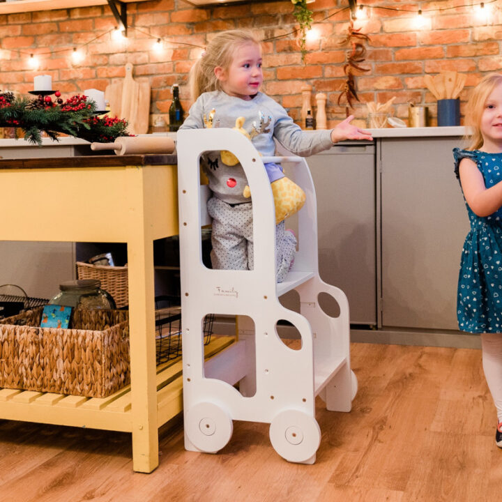 Reguliuojamas Montessori Virtuvės Bokštelis / Staliukas MAŠINĖLĖ