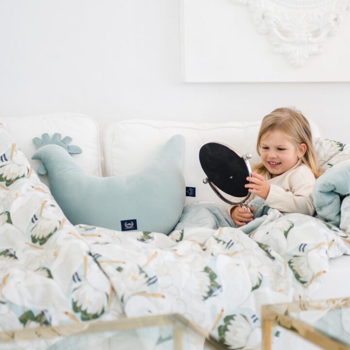 Močiutės Aksominė Pagalvėlė-Višta MĖTINĖ