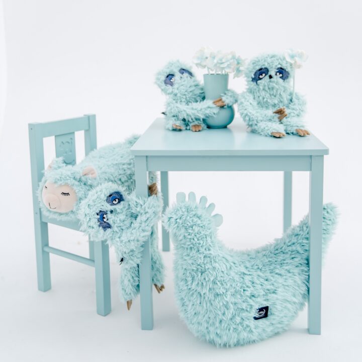 Pliušinė Močiutės Pagalvėlė-Višta MĖTŲ SPALVOS