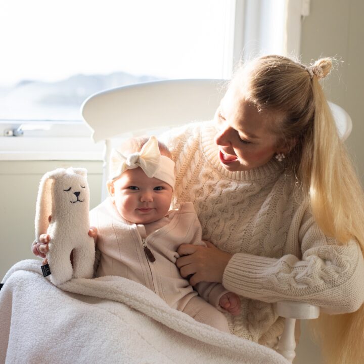 Tedžio Pliušinis Žaislas Triušiukas KREMINĖS SPALVOS