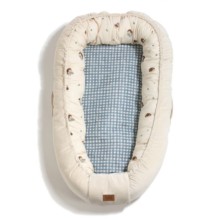 Aksominis Lizdelis UOGOS EŽIUKAS