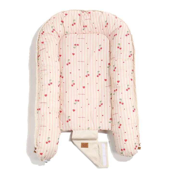 Aksominis Lizdelis VYŠNIOS