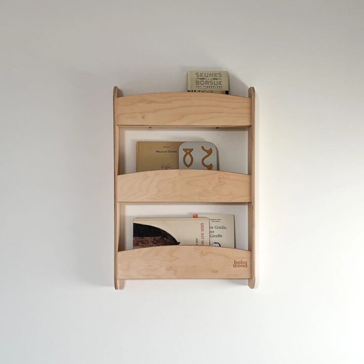 Sieninė lentyna SLIM S medzio spalvos