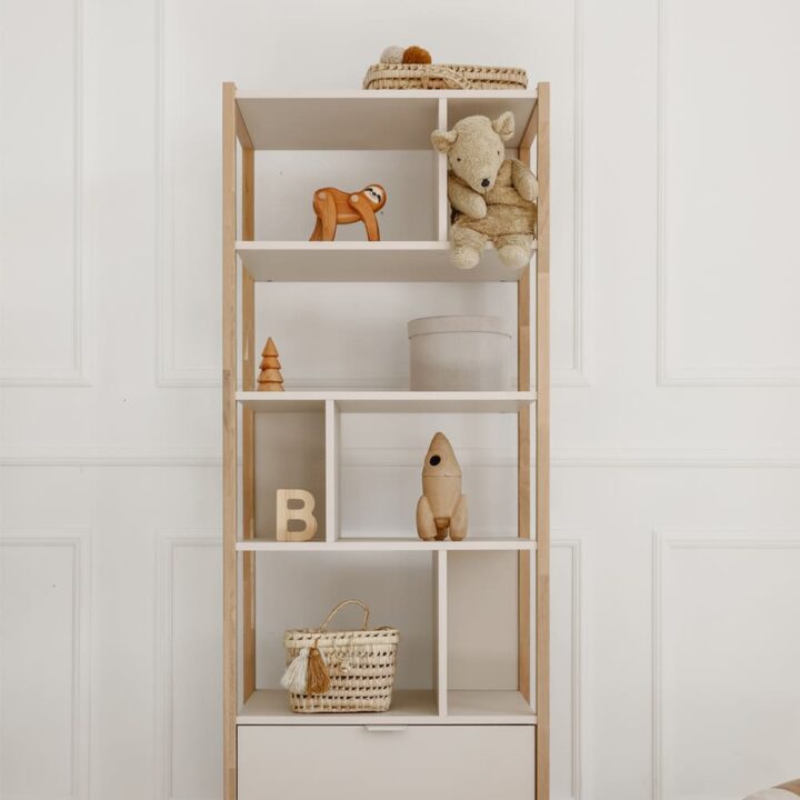 Aukšta Knygų Lentyna VERSA