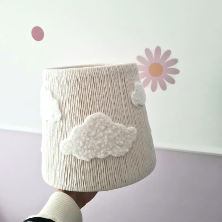 Rankų Darbo Stalinis Šviestuvas DEBESĖLIAI