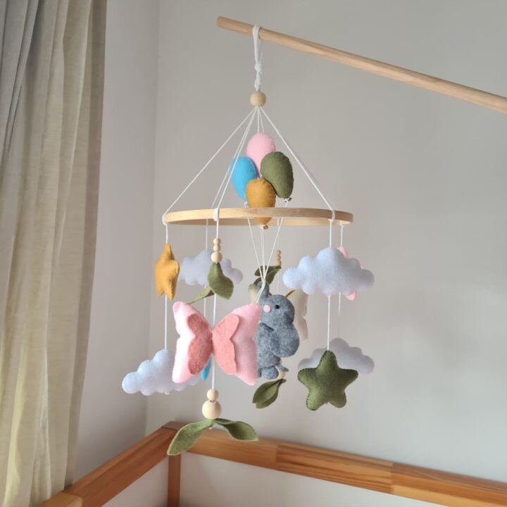 Rankų Darbo Lovytės Karuselė DRAMBLYS