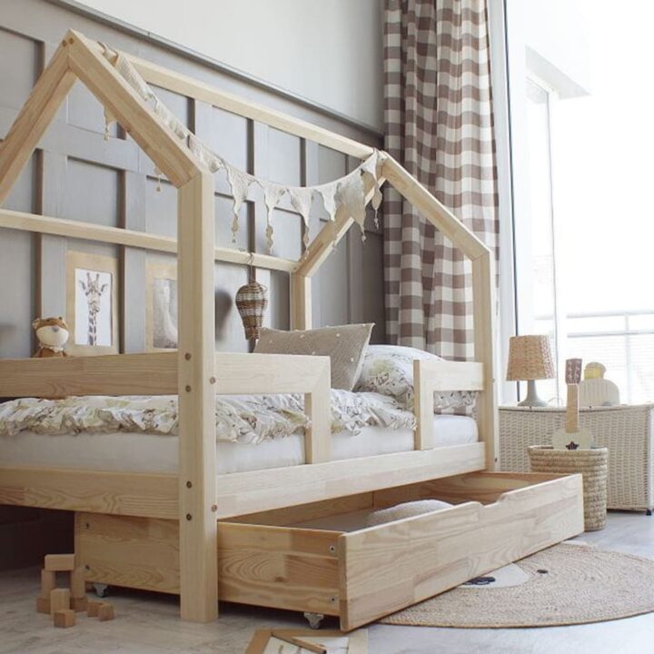 Vaikiška Lova Namelis BERTA DUO su stalčiumi